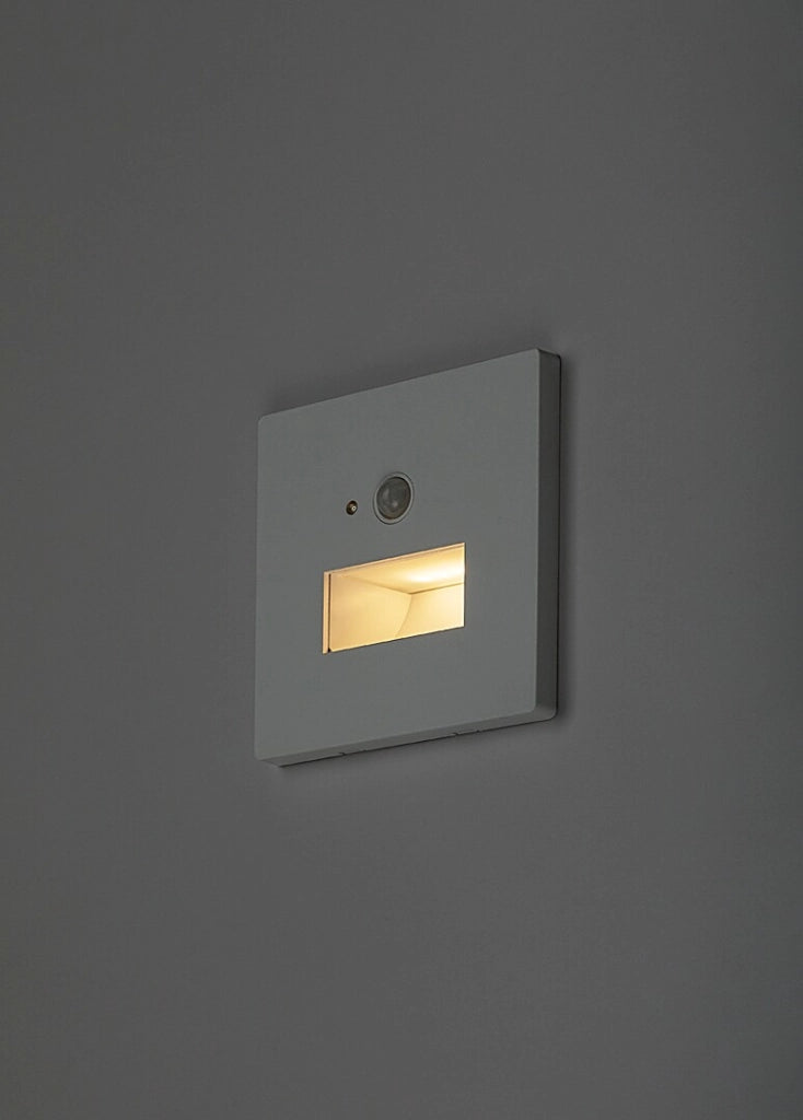 Segnapasso LED incasso Lunca bianco quadrato PIR Rabalux