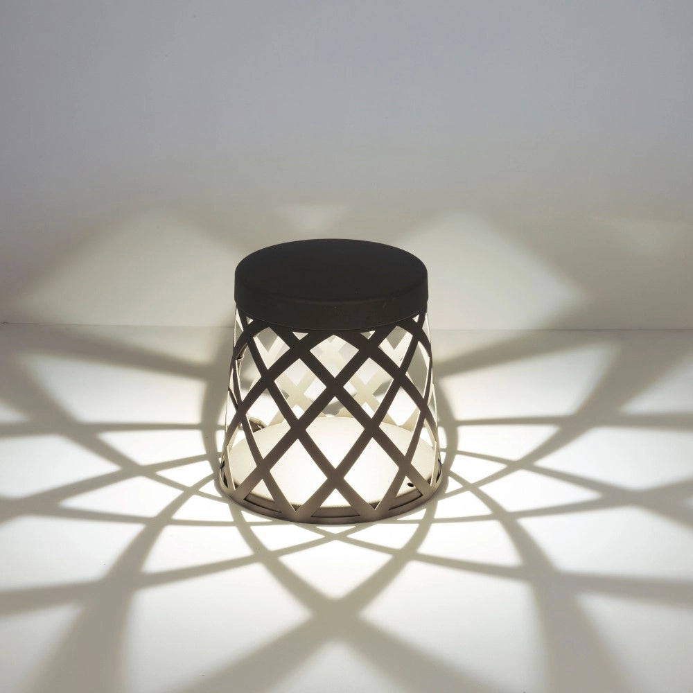 Faro Barcelona - Paletto da esterno Shadow Led integrato 11W - Lampada da terra per giardini e vialetti, 516lm, 3000K - 25 cm