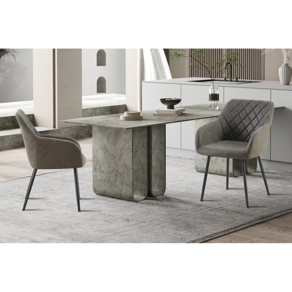 Sedia da pranzo MARCO - Design industriale - Braccioli - Rivestimento in poliestere grigio - Piedi in metallo nero