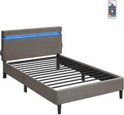 VASAGLE Struttura Letto Matrimoniale in Metallo, 140 x 190 cm, Letto a Doghe con Testiera, con Luci a LED, Porta USB e TYPE-C, Base per Materasso, Moderno, Grigio Scuro RMB802G71