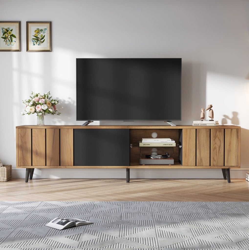 Mobile TV 175x31.5x45 cm con 3 ante e ripiano centrale in vetro temperato; truciolare naturale e nero