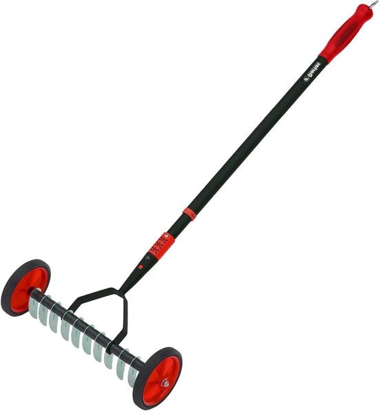 Macchina per Verticute del Prato Telescopica - Mos Beluchter - Prato Verticutato