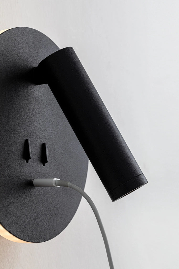 MY WAY - Applique LED 9W orientabile con porta USB, luce 3000K, Bronzo, design moderno in alluminio - Rossini Group