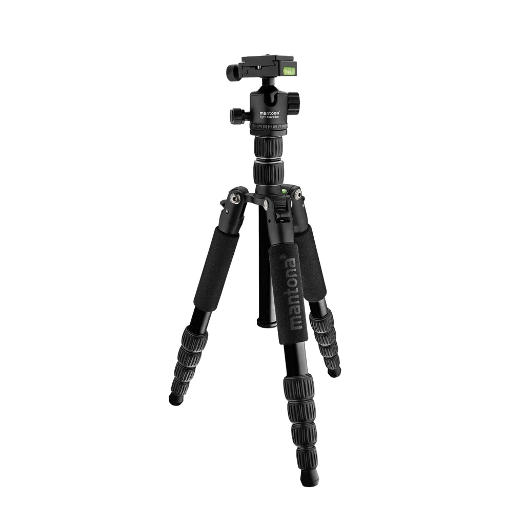 Mantona Cavalletto fotografico da viaggio, 131,5 cm nero, alluminio, max 5 kg, con testa a sfera e Arca-Swiss, Treppiedi Stativo fotografia