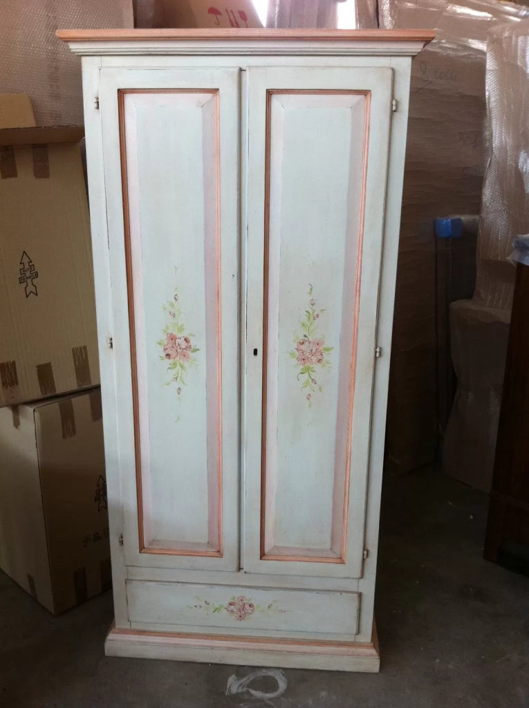 Armadio 2 porte shabby legno bianco anticato filo rosa decori 90x45x180 (474) - Mobili 2G