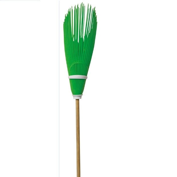 SCOPA VERDE IN PVC