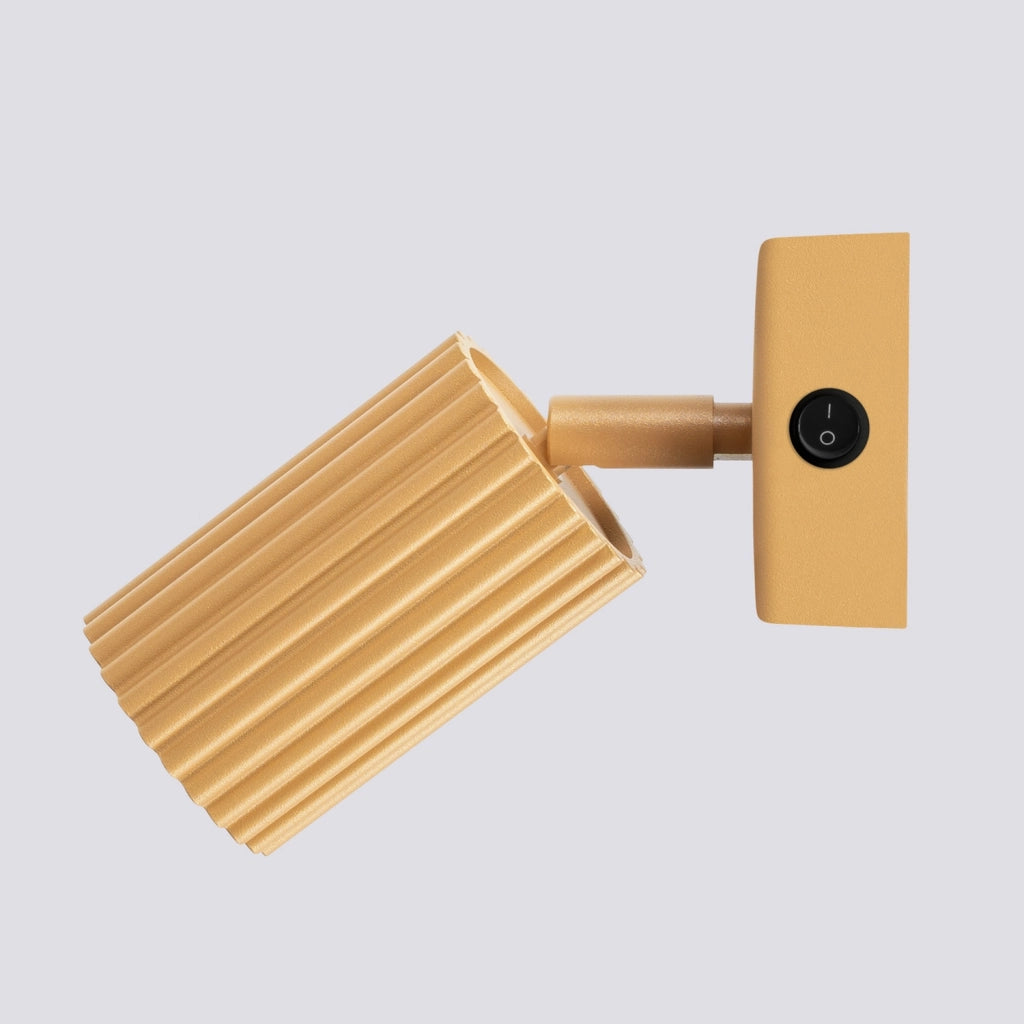 Applique moderna oro orientabile GU10 con interruttore GRAVIO
