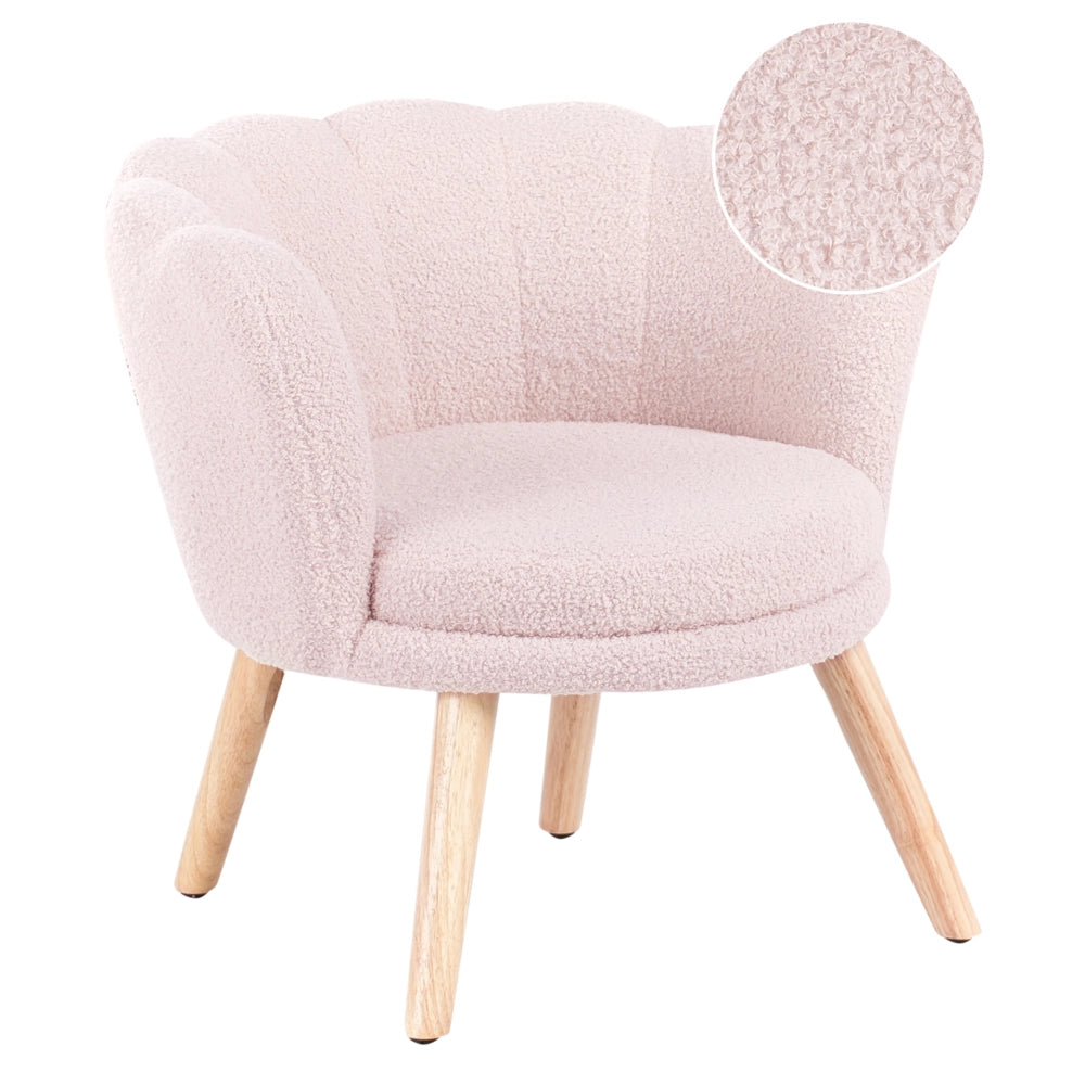 Poltrona per bambini con gambe in legno bouclè rosa pastello cameretta