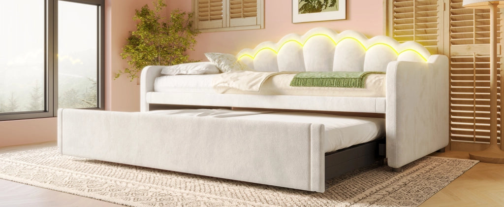 Divano letto estraibile con letto a scomparsa e striscia LED multicolore, testiera ondulata in velluto e MDF beige