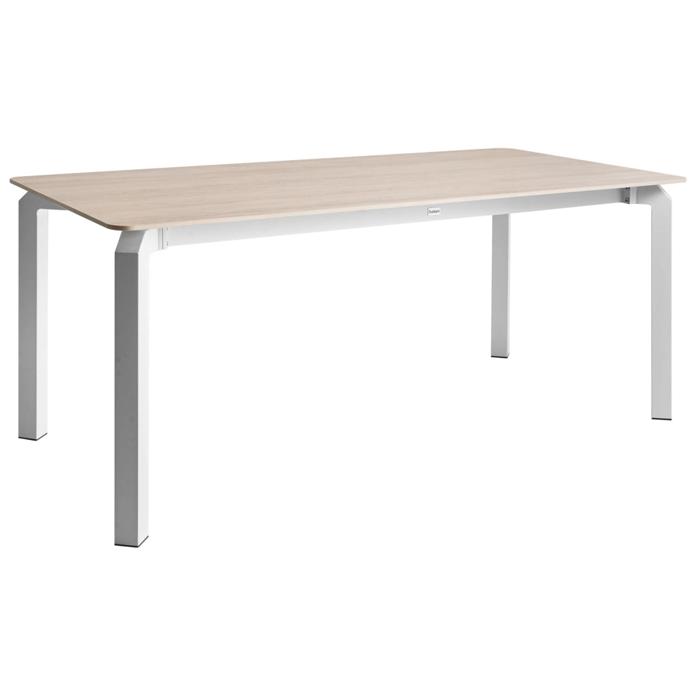 Tavolo da pranzo da giardino piano in pietra sinterizzata effetto travertino opaco e struttura in ferro resistente ai raggi UV e alla ruggine interni ed esterni