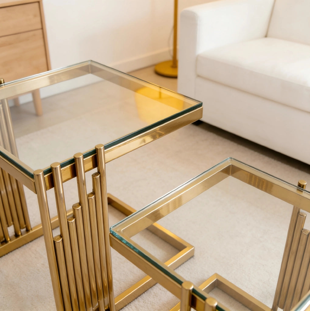 Set di 2 tavolini quadrati oro con vetro temperato trasparente