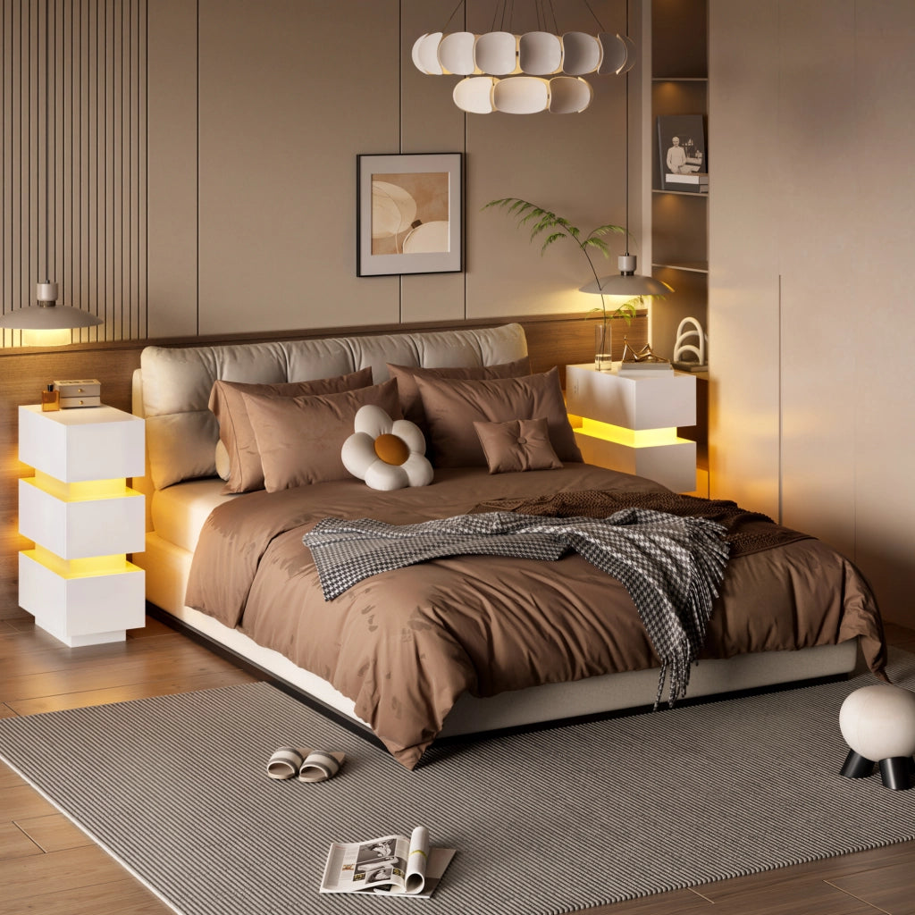 Set di 2 comodini stretti con 3 cassetti; USB e Type-C; LED; 20x40x59;5 cm; bianco