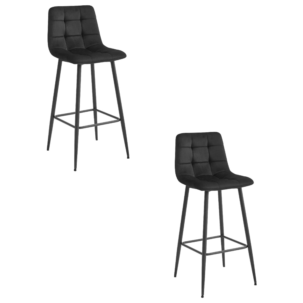 Sgabelli da bar Valora TEOTO in velluto nero con gambe in acciaio nero x2