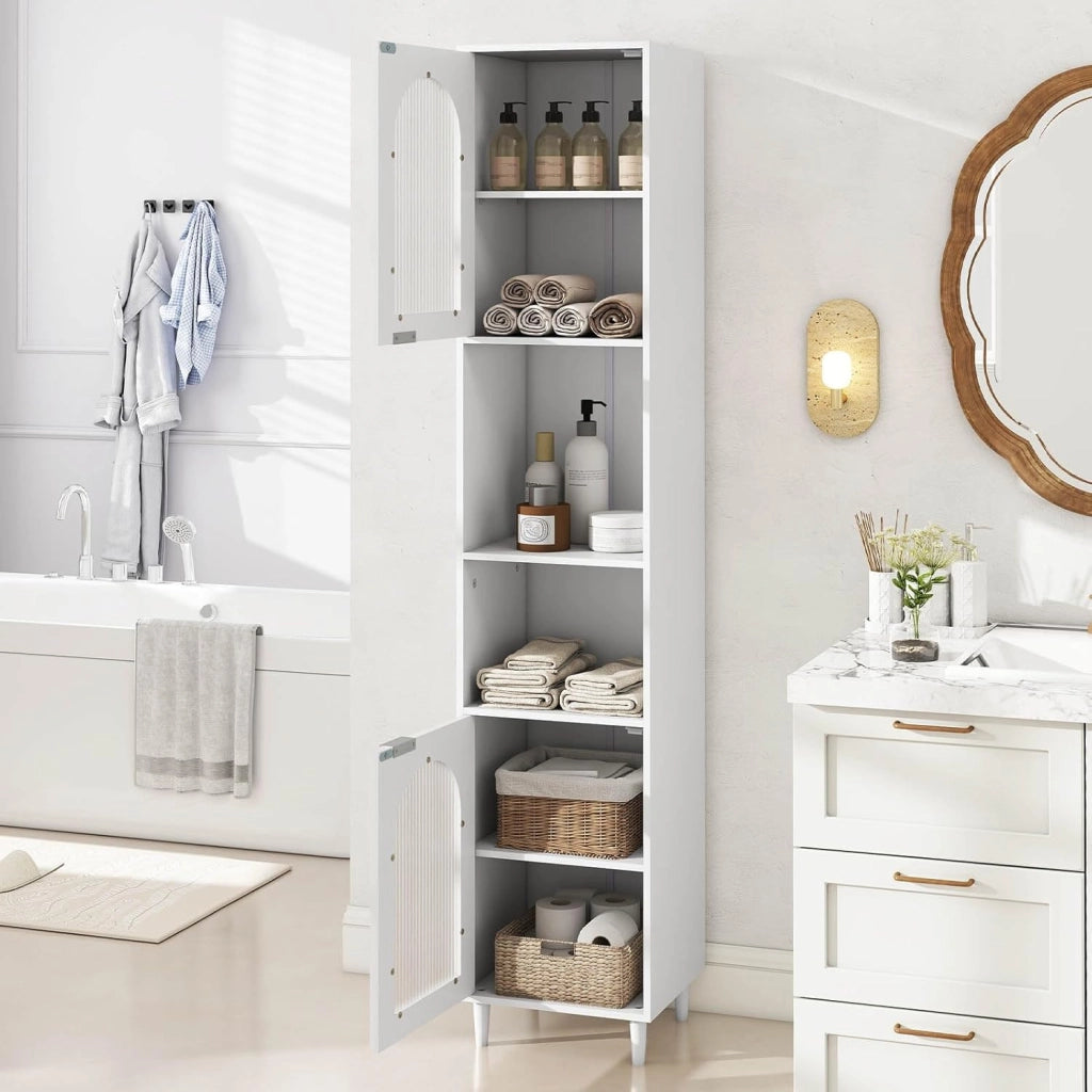 Armadio da Bagno a Colonna Autoportante 180 cm, con Ripiani Regolabili, Scomparti Aperti e Ante in Vetro Temperato, Mobile Portaoggetti per Soggiorno e Cucina, Bianco