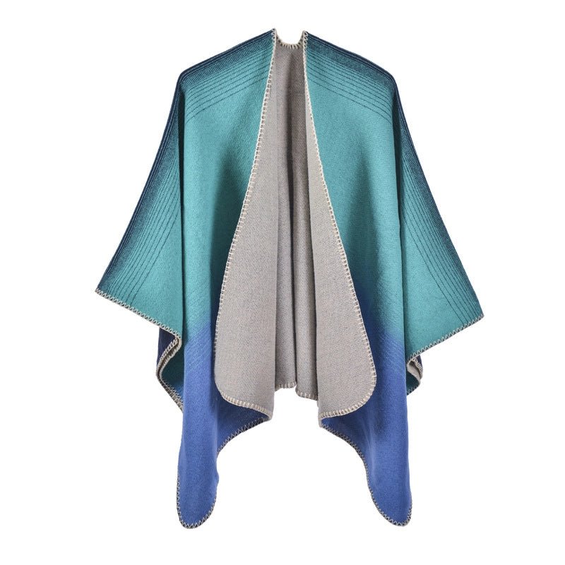 Elegante e semplice scialle, mantella da donna, sciarpa lavorata a maglia