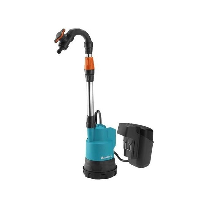 Gardena 14602-66 Pompa a batteria per acqua piovana 2000 l-h 2 bar 18V con tubo telescopico in alluminio e protezione da funzionamento a secco colore Nero Blu