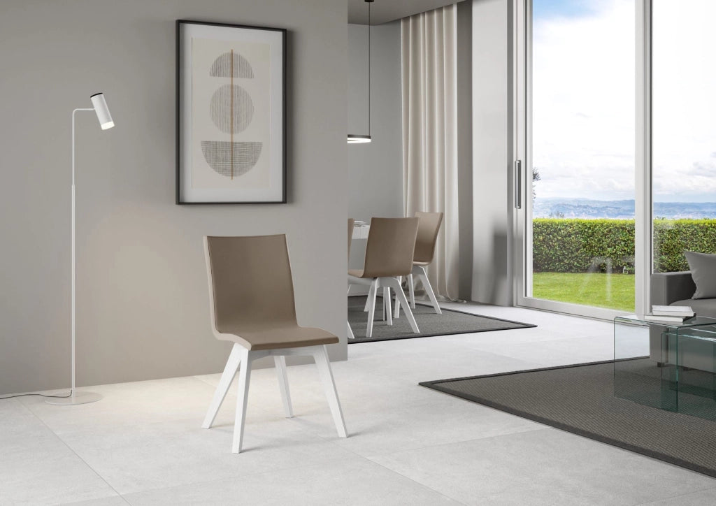 Sedia 52x52x87 cm Trudy gambe bianche in Similpelle Tortora