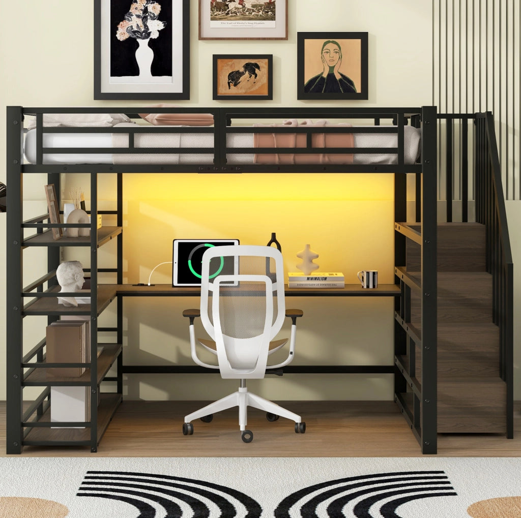 Letto a soppalco 140x200 cm in metallo con scrivania integrata; scaffali; LED e stazione di ricarica; nero