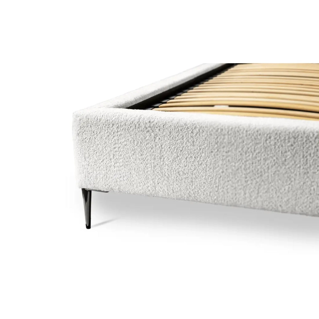 Letto MILLIO – Avorio – 140x200 cm – Tessuto bouclé chenille – Rete inclusa – Comfort hotel 5 stelle