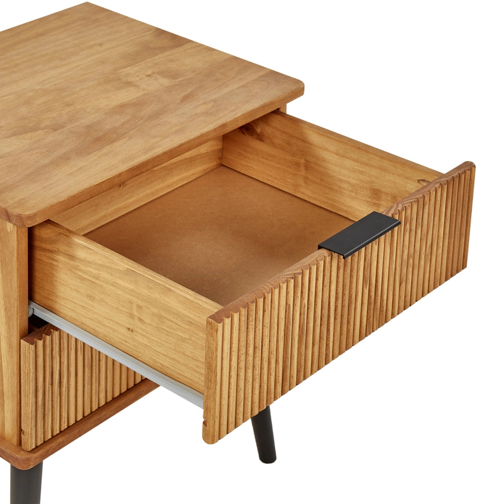 Comodino in legno di pino 2 cassetti legno chiaro in stile classico elegante