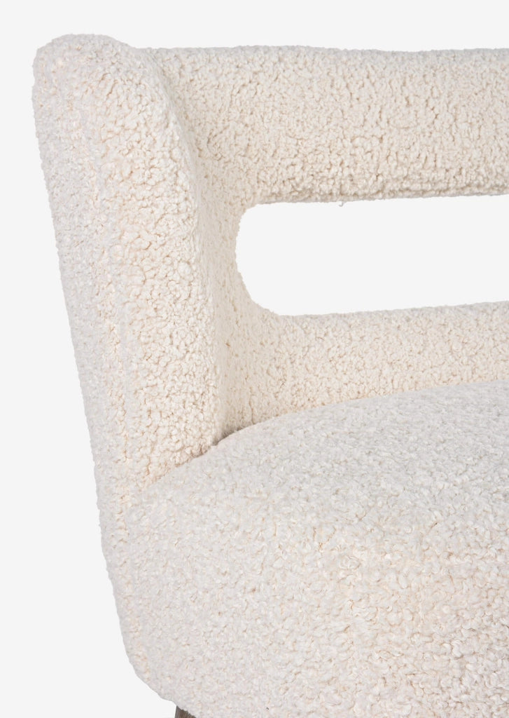Divano 2 Posti 115x68x78 cm in Legno e Poliestere Effetto Lana Cortina