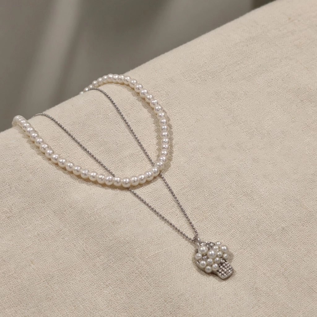 Semplice collana con perle e diamanti a forma di popcorn