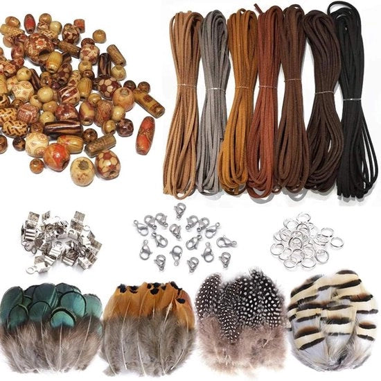 Set di cordicelle in pelle e decorazioni DIY con corda in suède, piume e perline in legno