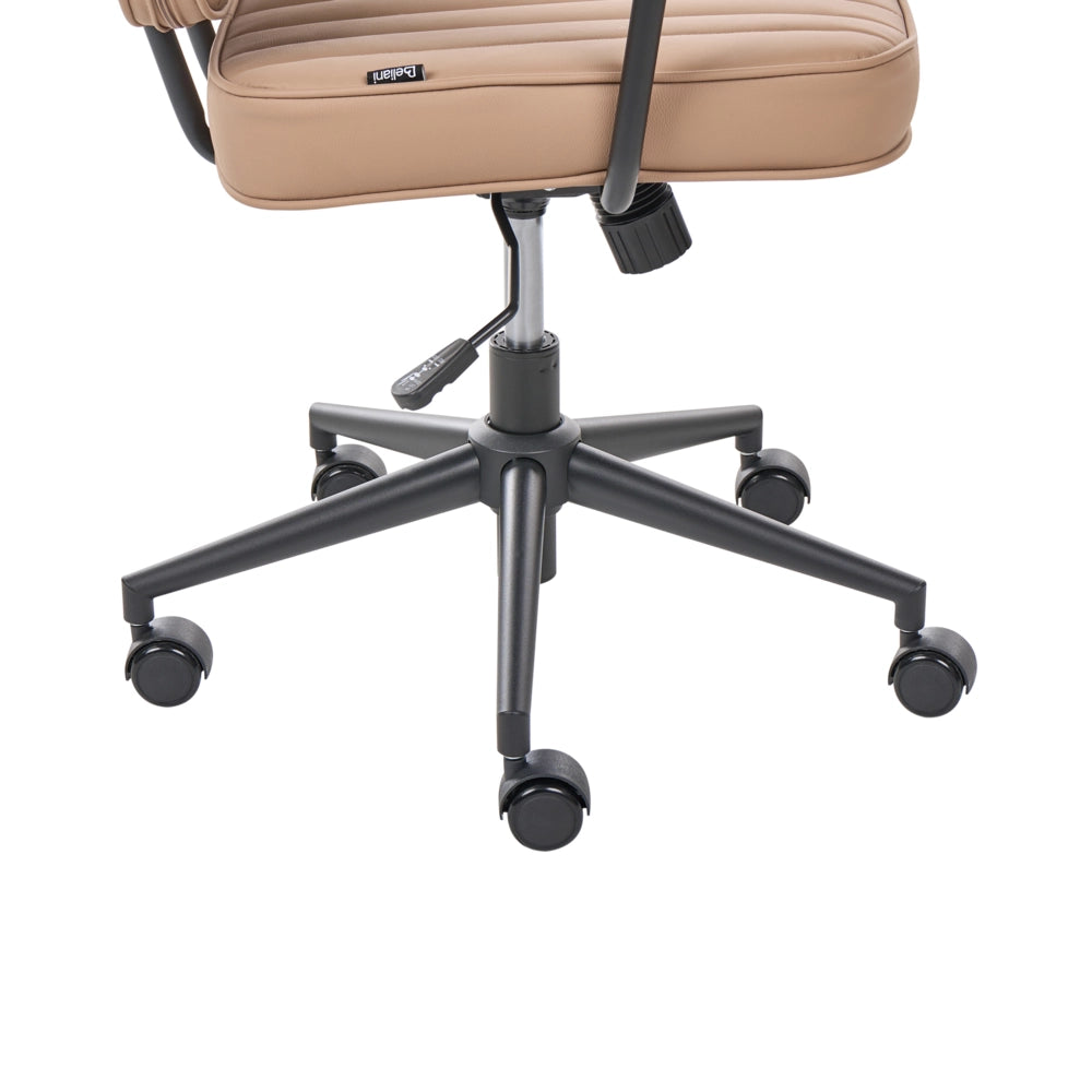 Sedia da ufficio in ecopelle marrone chiaro, girevole, regolabile in altezza, con braccioli, per ufficio domestico, studio, stile tradizionale