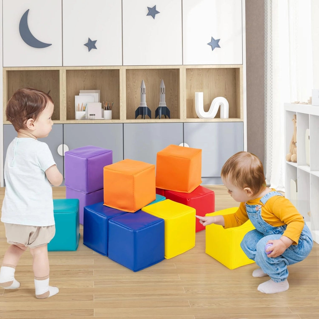Set di 12 Blocchi da Costruzione in Schiuma EPE, Cubi Colorati 14 x 14 cm con Copertura in Finta Pelle Impermeabile, Blocchi Morbidi per Bambini per Impilare e Arrampicarsi (Rosso e Giallo)