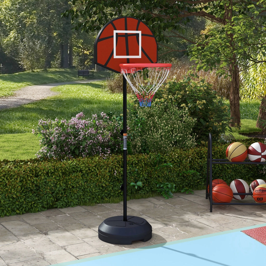 Canestro da basket regolabile in altezza (129-179 cm) con supporto, completo di bersaglio magnetico per freccette, per uso interno ed esterno.