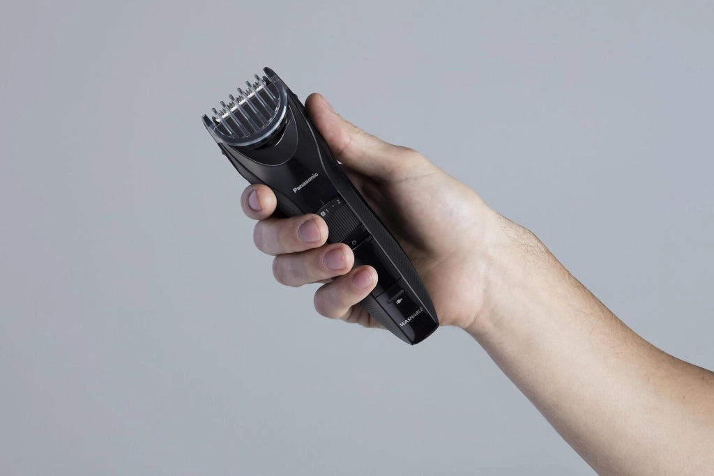 Panasonic ER-GC53-K503 Tagliacapelli Taglio 1-10 mm in 19 Step e Taglio 0.5 mm senza Pettine Nero