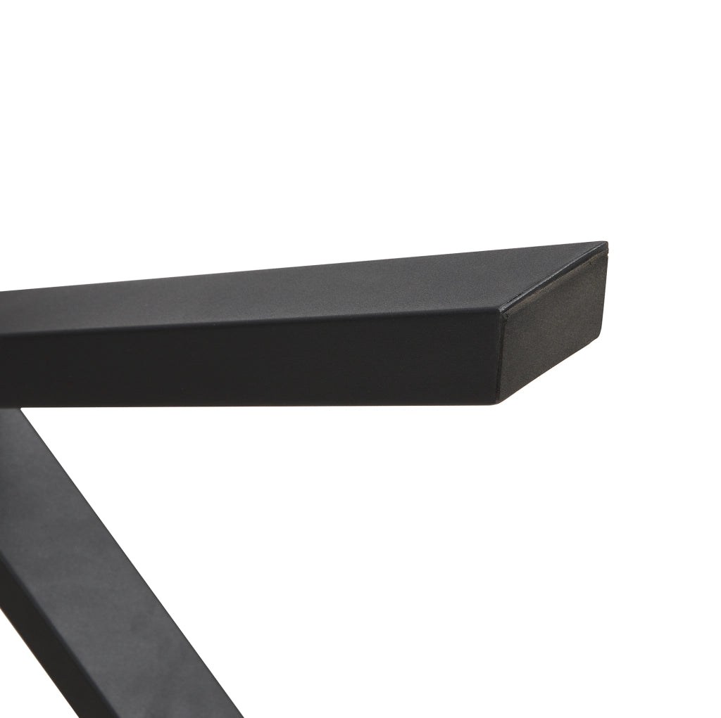 Tavolo moderno con gambe incrociate in MDF e metallo; effetto cemento grigio e nero