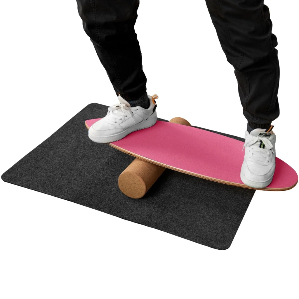 Balance board con rullo e tappetino antiscivolo 75 x 25,5 cm allenamento completo del corpo design moderno legno rosso 20_0013134