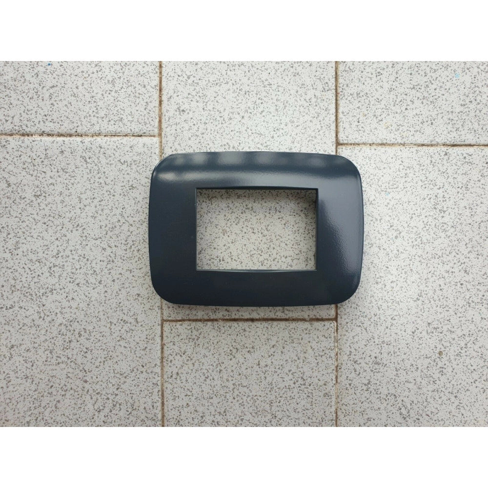 Trade Shop - Placca Placchetta Placchette Compatibili Per Serie Axolute Bticino Colorate Fori - Grigio Scuro -7 Fori     -