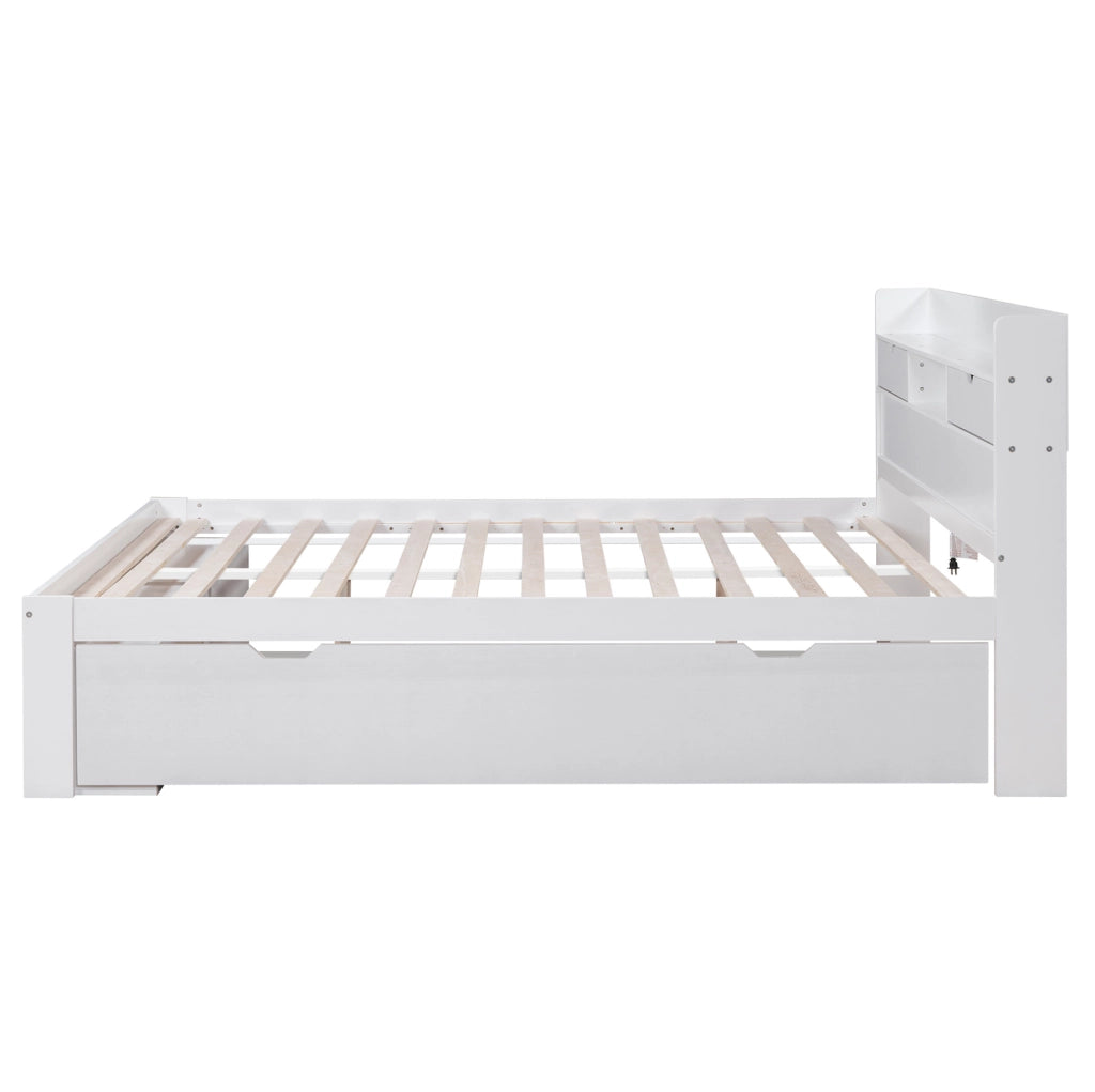 Letto multifunzionale 140 x 190 cm bianco con prese, cassetti e armadietti