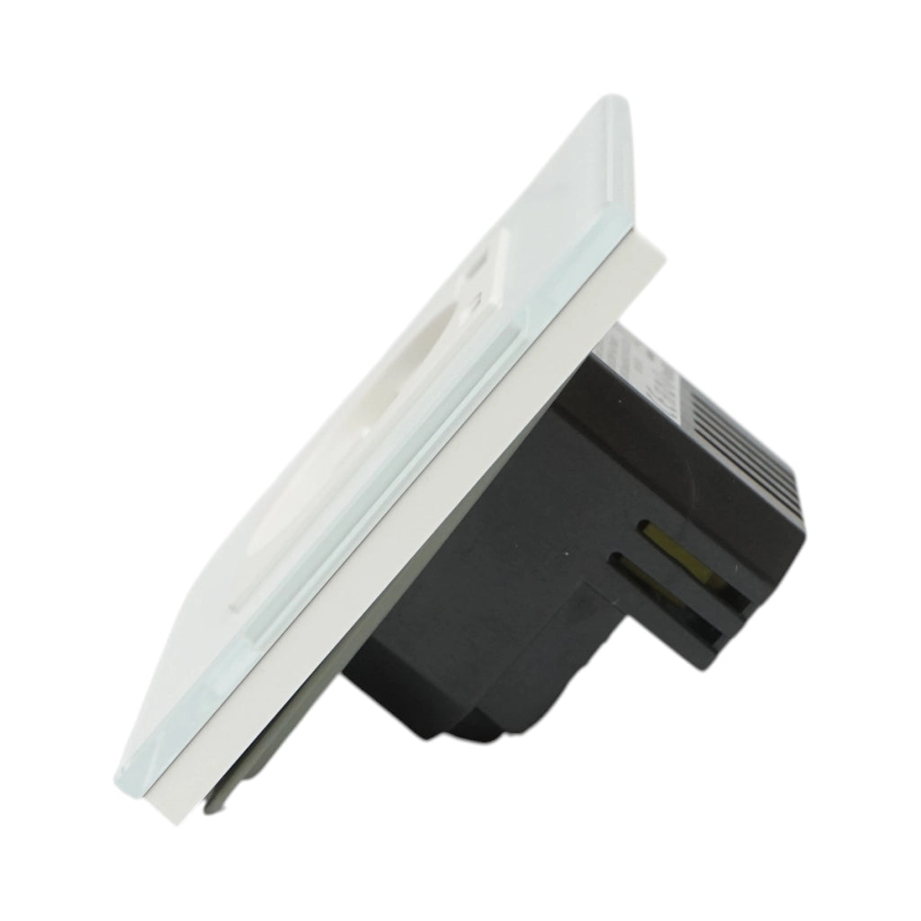 Presa Schuko da incasso bianca 220V, 16A, 2xUSB A+C 20W ricarica rapida, cornice in vetro 86x86x34mm