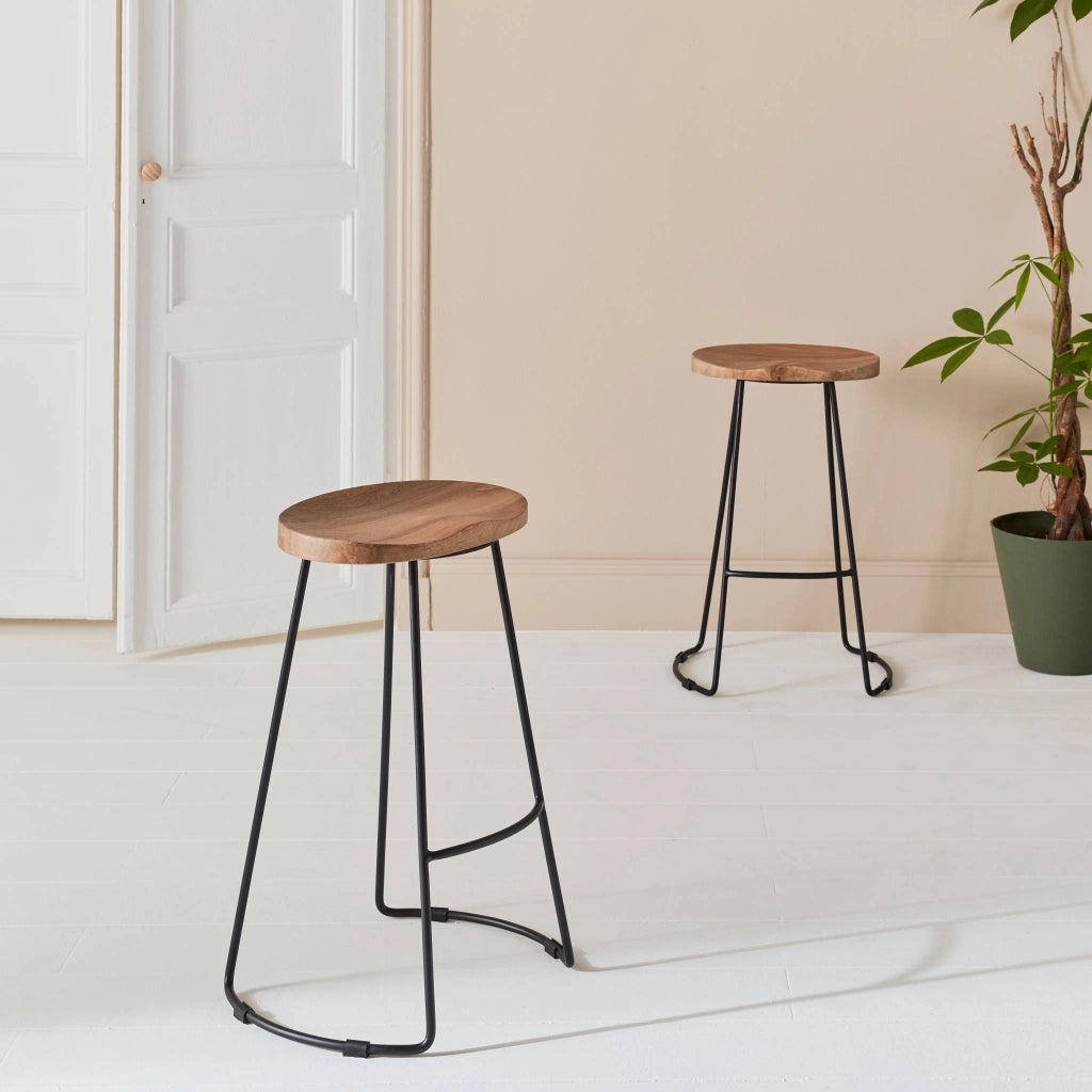Set di 2 sgabelli da bar in legno di mango e acciaio, 65cm, marrone