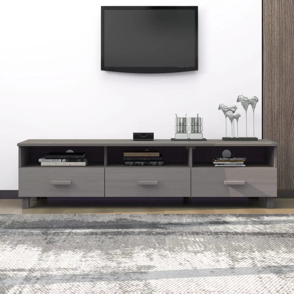 Mobile TV HAMAR Grigio Chiaro 158x40x40 cm in Legno di Pino 340475