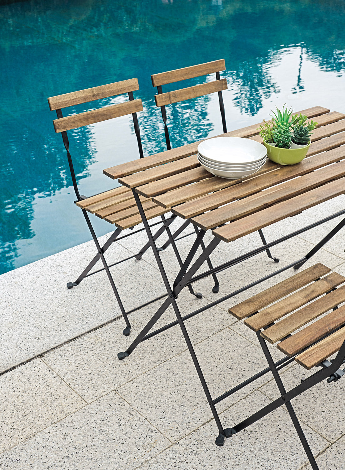 Set Tavolo e 4 Sedie da Giardino Pieghevoli Bistrò in Ferro e Legno di Acacia