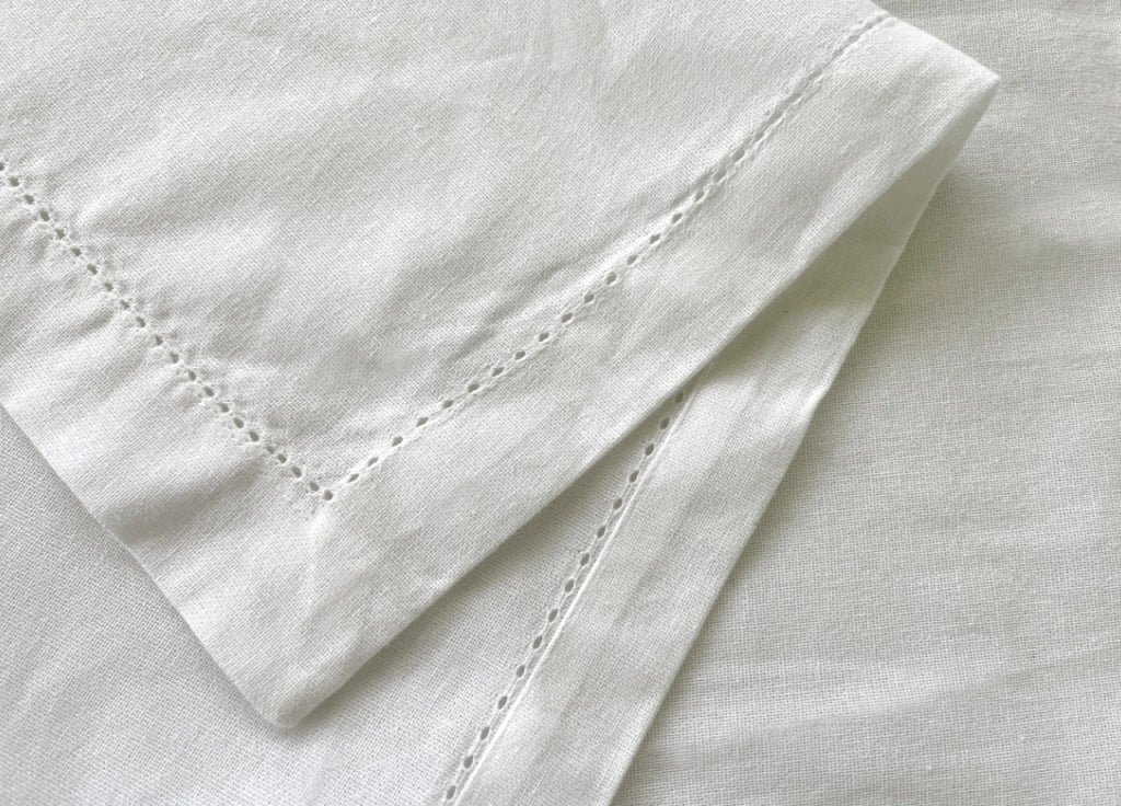 Tovaglia Cucina Soggiorno In Cotone Con Orlo A Giorno In Tinta Unita Ajour - 140x240cm - Bianco