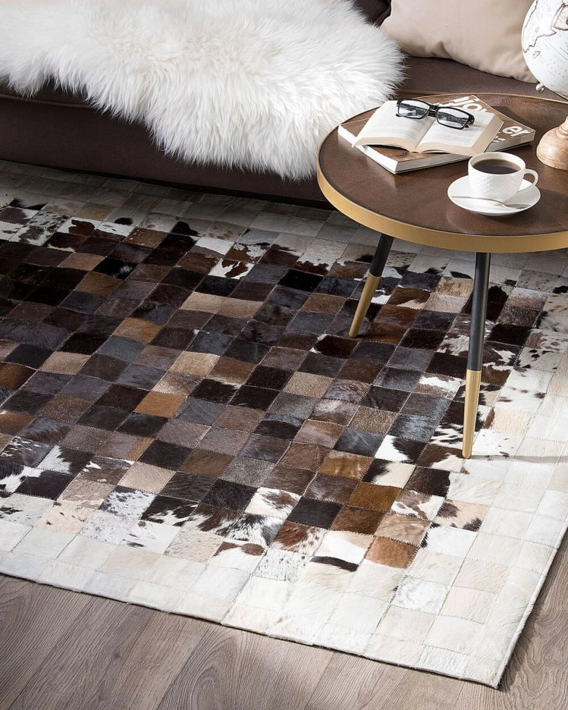 Tappeto Marrone con Pelle Beige 140 x 200 cm Moderno Patchwork Pelle Bovina Artigianale