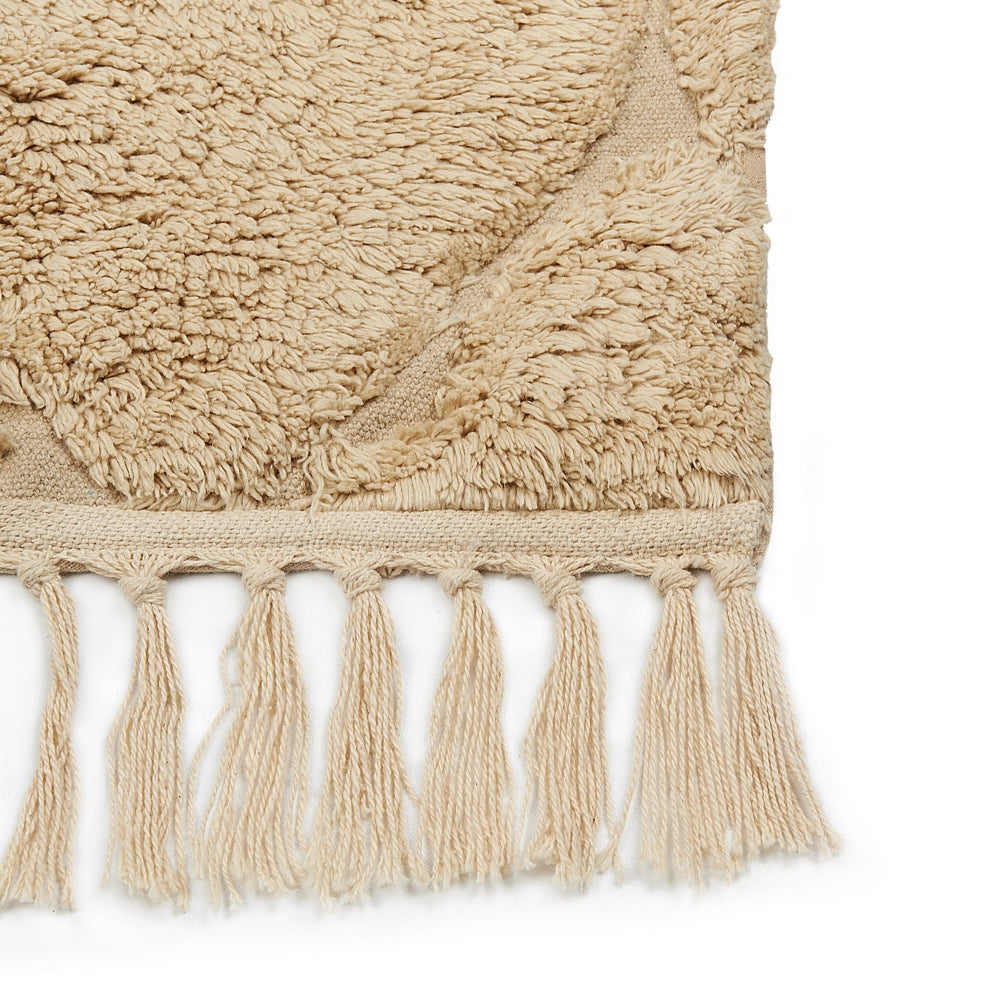 Tappeto beige in cotone trapuntato motivo geometrico con nappe 140 x 200 cm stile boho soggiorno camera da letto