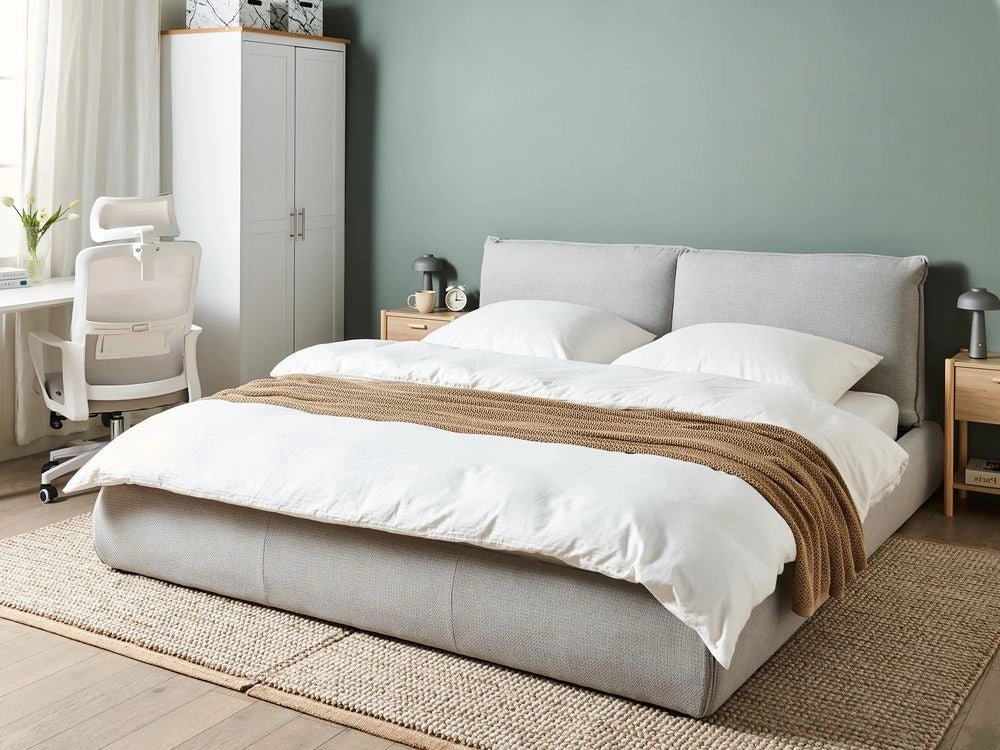 Letto matrimoniale imbottito in tessuto grigio chiaro 180 x 200 cm stile classico camera da letto