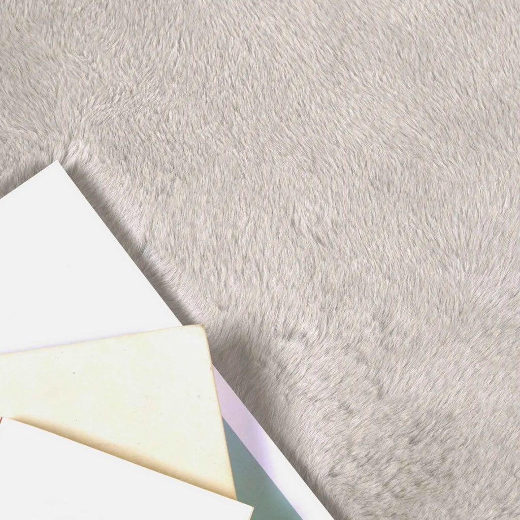 Tappeto antiscivolo in sintetica di coniglio OLITE Beige 42021649
