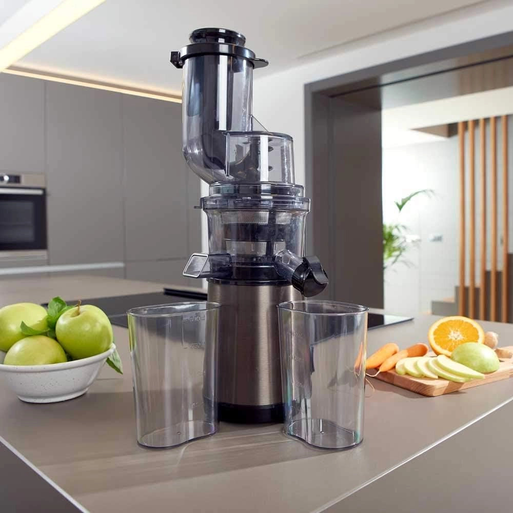 Black+decker bxje200e - estrattore di succo, estrazione lenta, 200w, 70 rpm, funzione inversa, imbocco da 80mm, sistema antigoccia, facile da pulire, finitura in acciaio inossidabile anti-impronta [classe di efficienza energetica a]