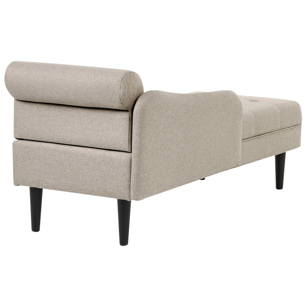Chaise longue destra in tessuto beige imbottita con cuscino facile da pulire, gambe in legno, soggiorno moderno