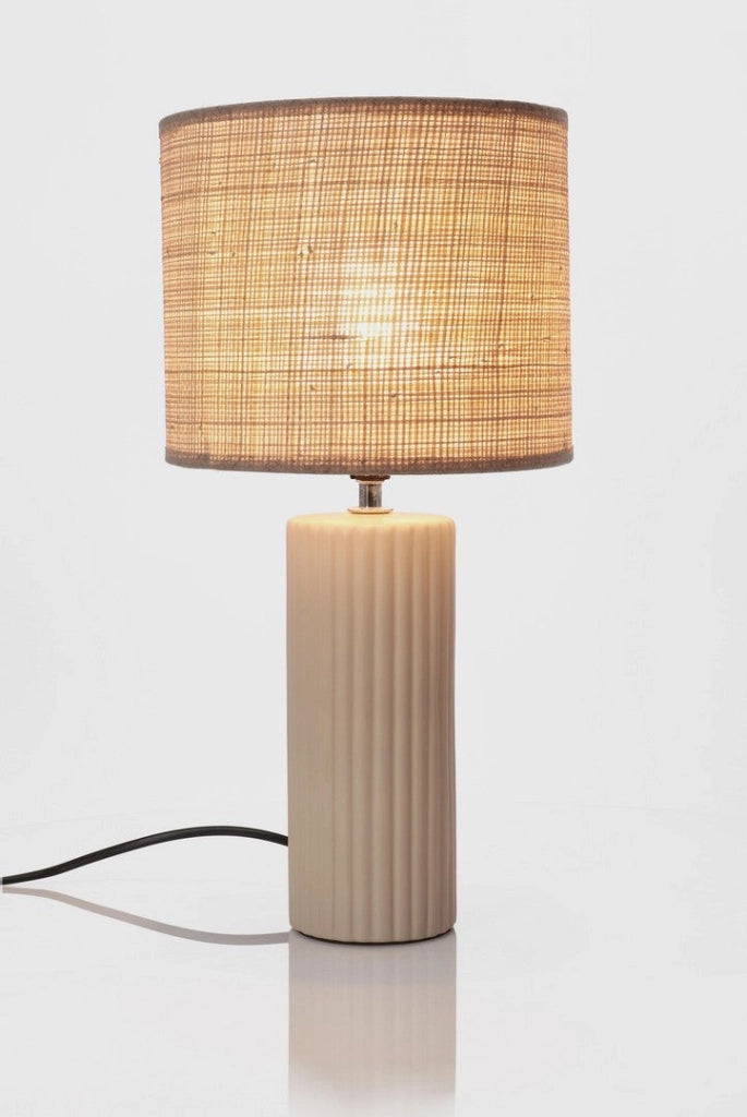 Lampada da Tavolo in Ceramica con Paralume in Rafia - AMIR