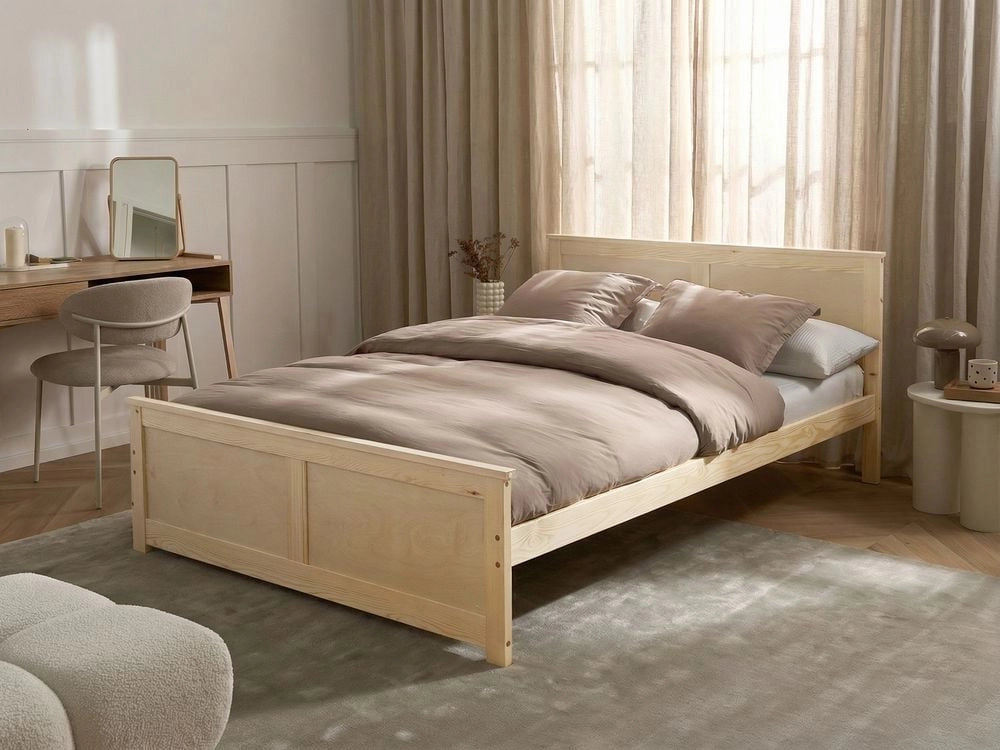 Letto matrimoniale in legno di pino naturale e MDF di betulla 140 x 200 cm con testiera in stile scandinavo
