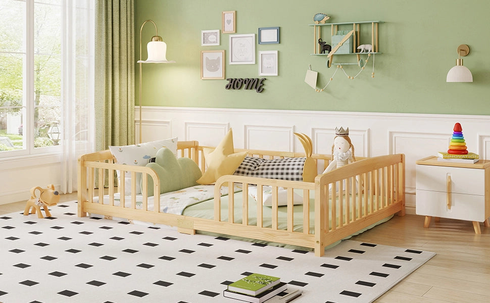 Letto per bambini 140 × 200 cm con barriera di sicurezza e ingresso centrale, senza materasso, in pino, naturale