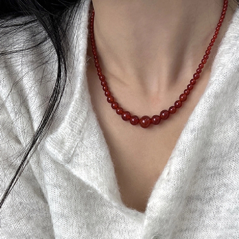 Collana in agata rossa in stile retr¨°